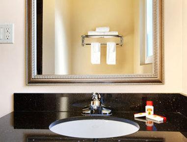 Super 8 By Wyndham Berkeley Motel Bagian luar foto
